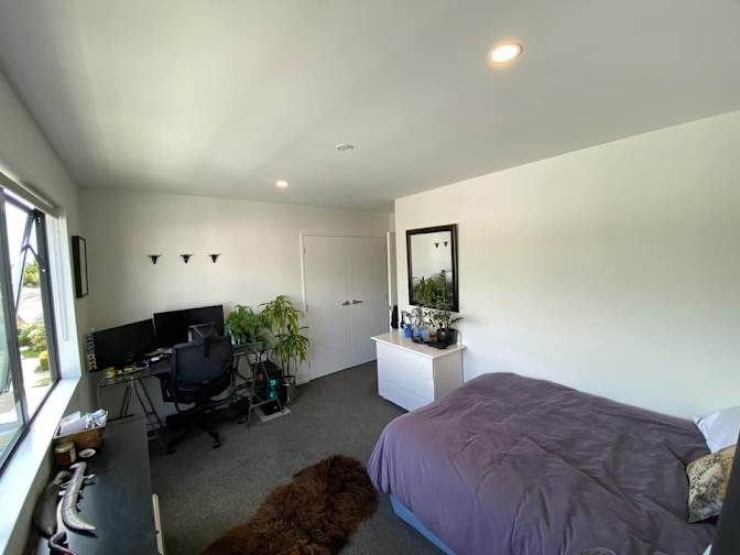 Locky Buchanan's room