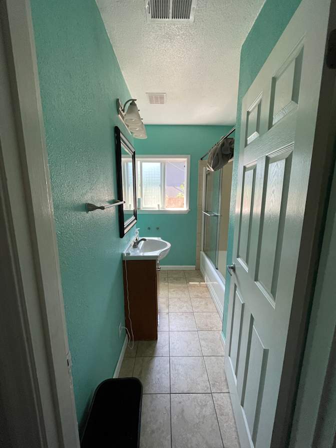 Jose's room