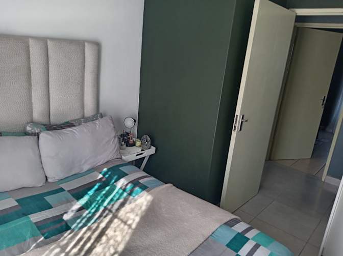 Fezeka Sesotlho's room
