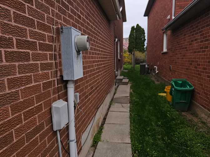 HONG TAI JIAO's room