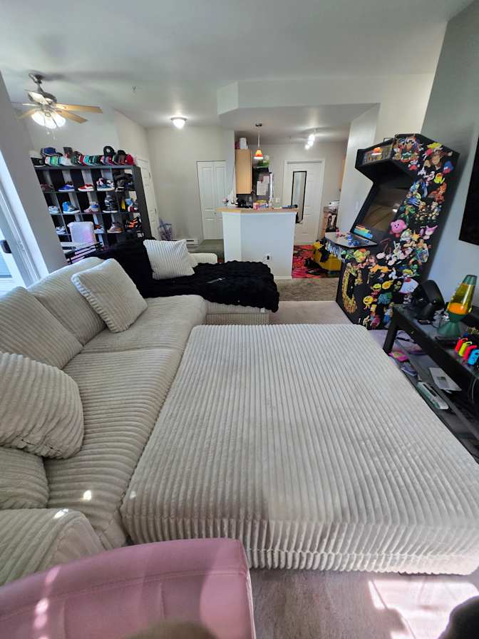 Ron's room