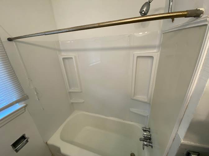 Alcove Rooms's room