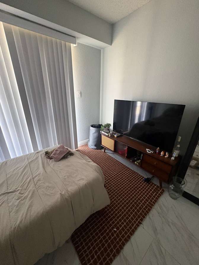 Phuong's room