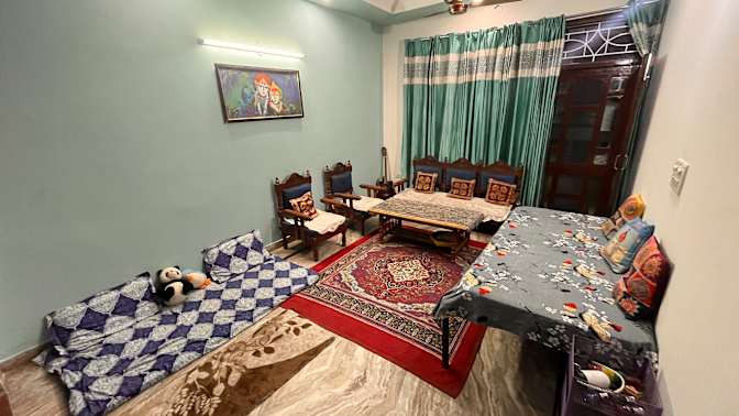 Vansh's room