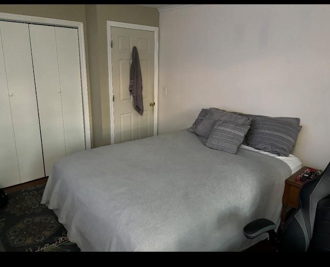 Selene 's room