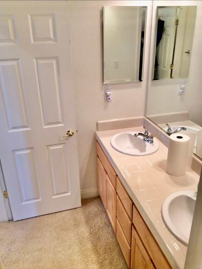 Louis's room