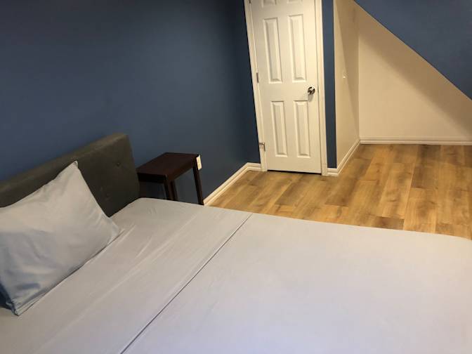Roxanne's room