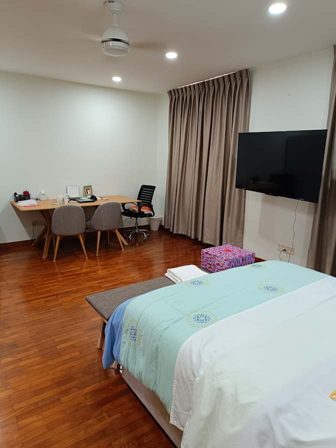 Teong's room