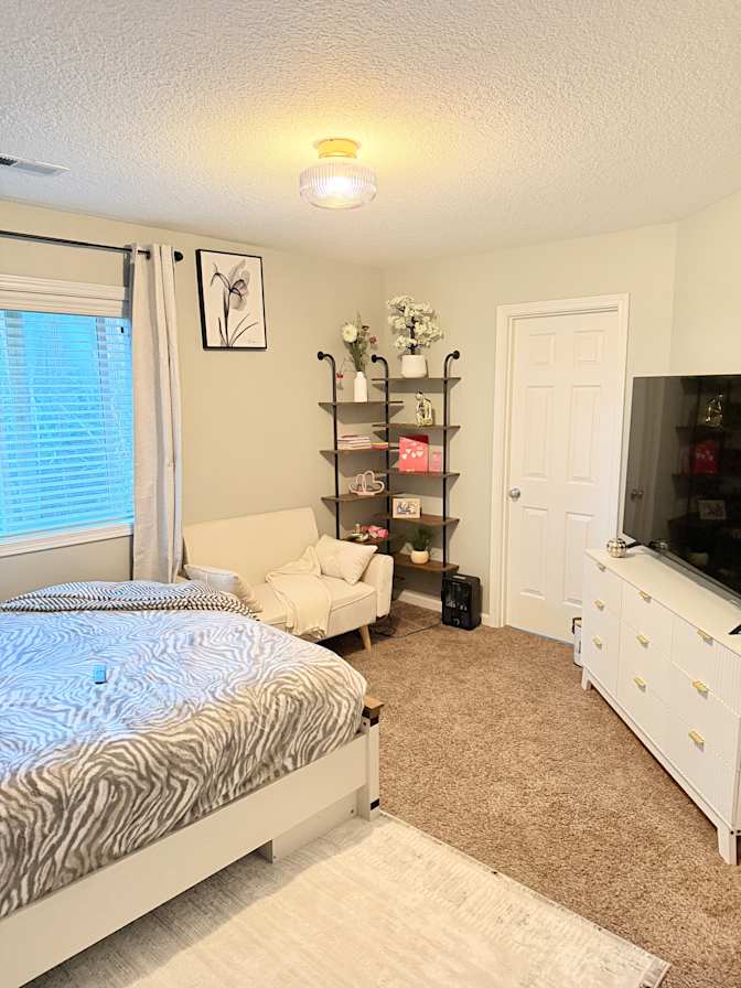 Anna's room