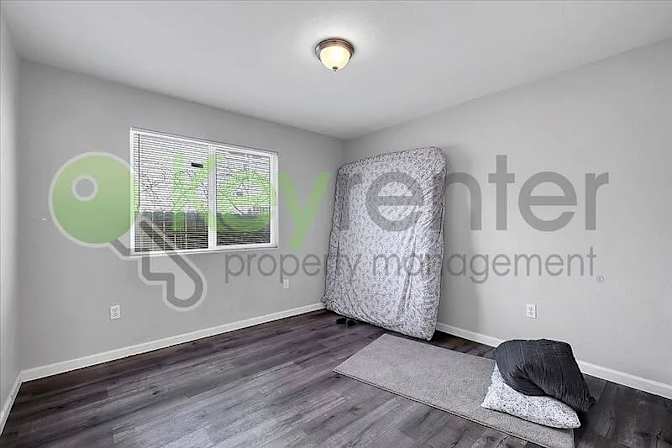 Enoch Marfo's room