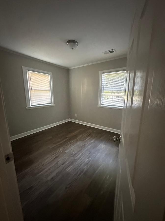 Ali's room