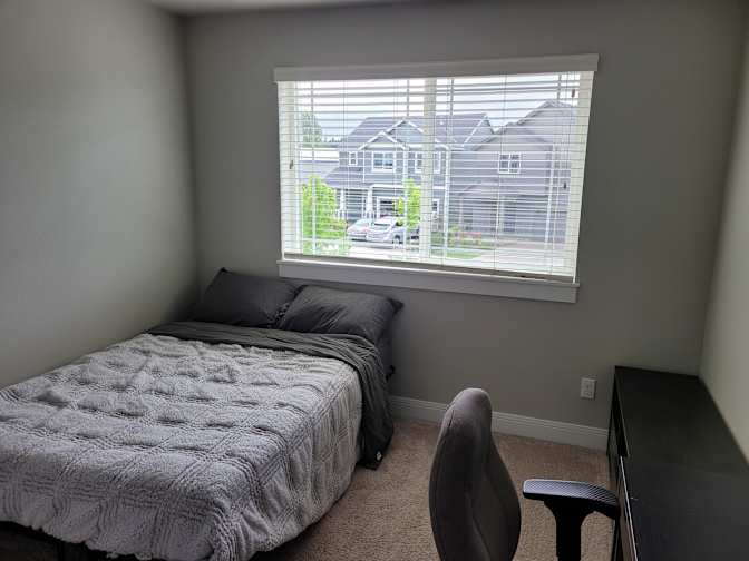 Eun Ju's room