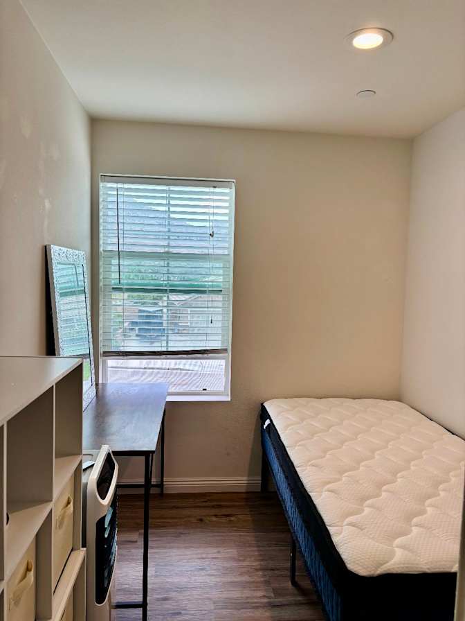 HELEN's room