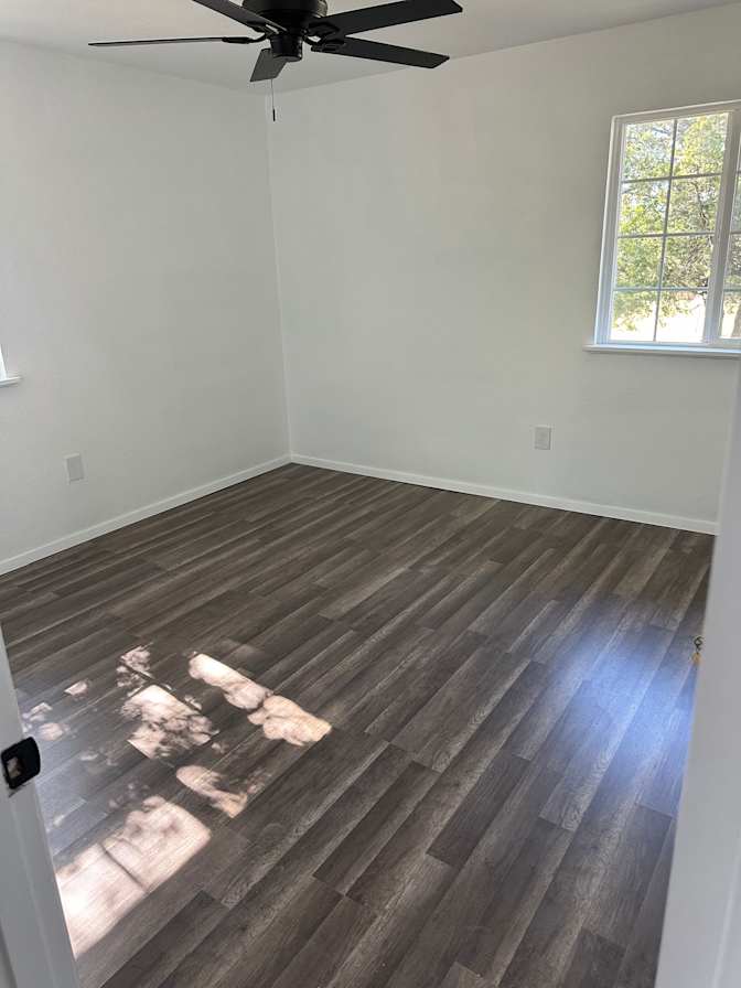 Lindsi's room