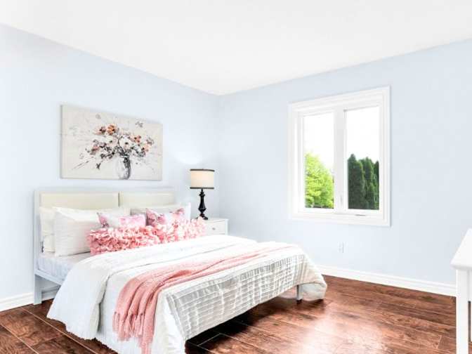 Rachelle's room