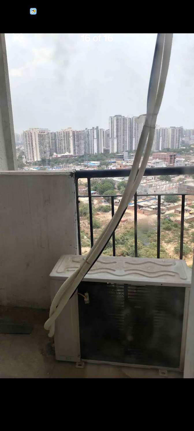 Srinivasan's room