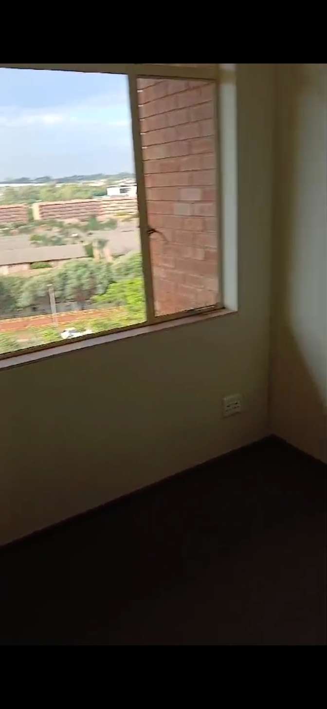SIFUNDO KHESWA's room
