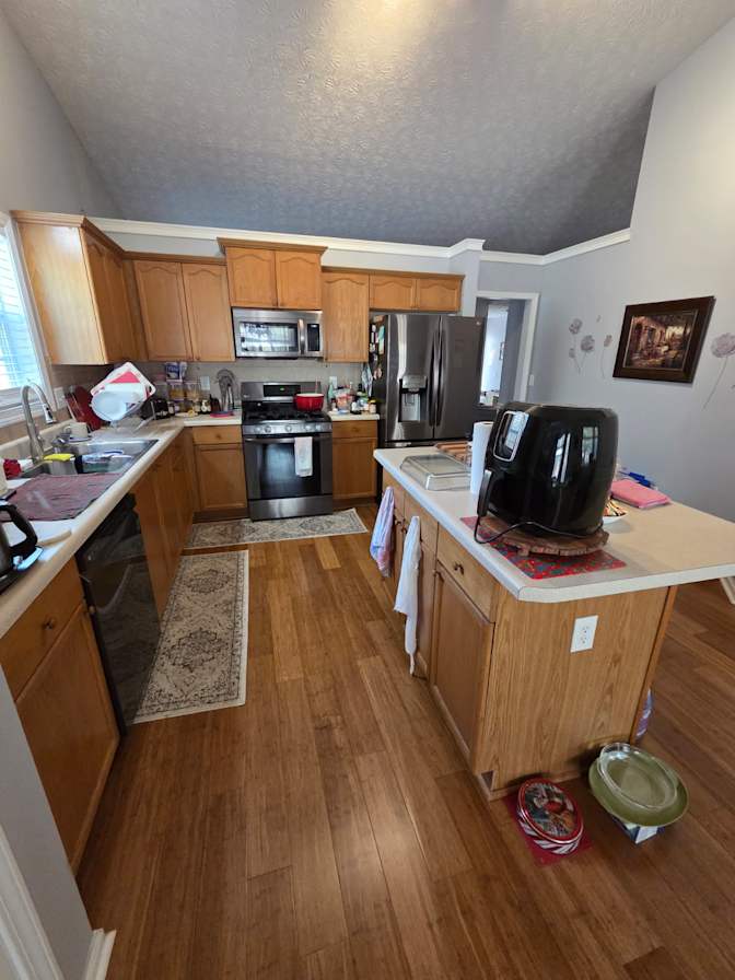 Stephen - Natalya's room