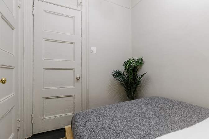 Sam June's room