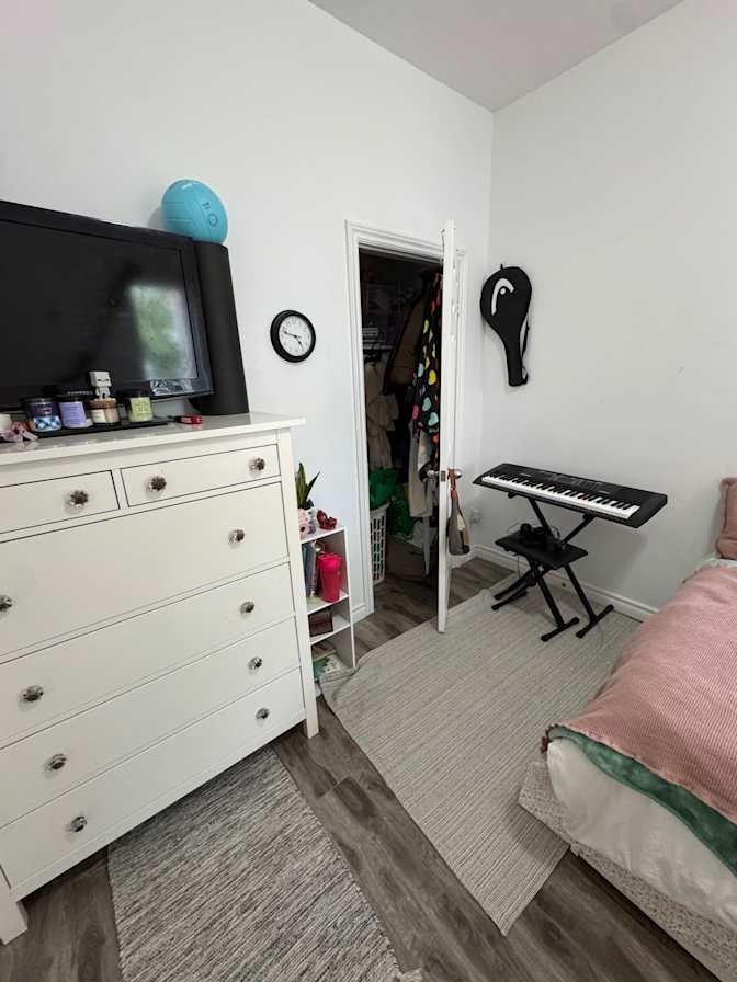 S's room