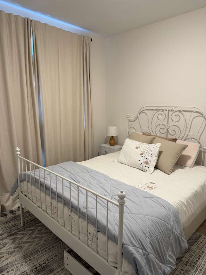 Lori Mirabelli's room