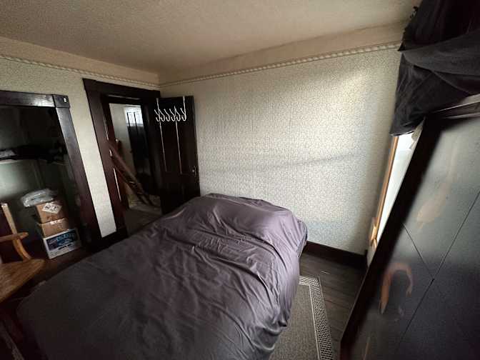 Daniel's room
