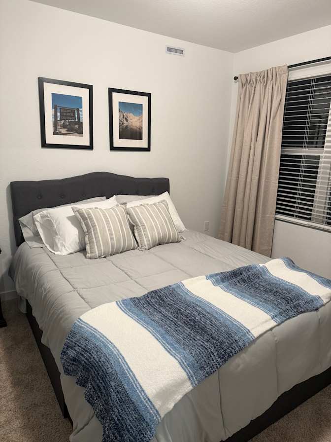 Gina Pellechio's room