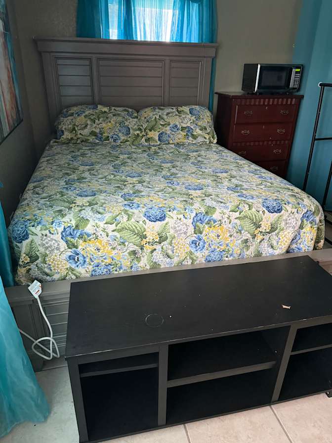 Jennifer's room
