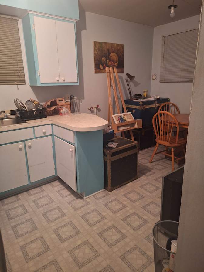 Dino's room