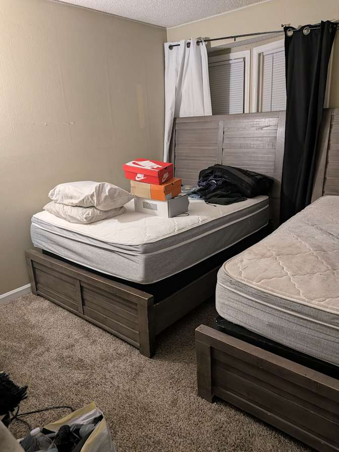 Chinnaill's room