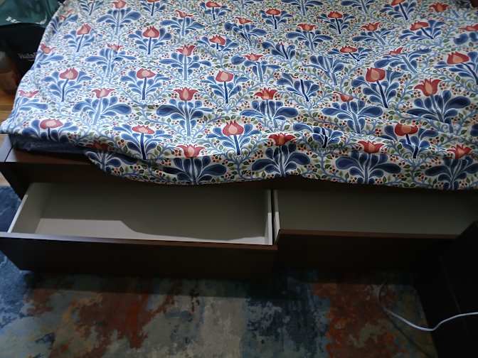 taha's room
