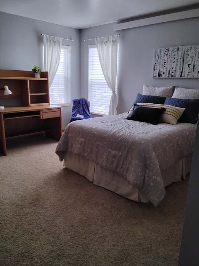 Beech Street Condo's room