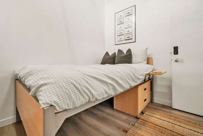 Adam Deverson's room