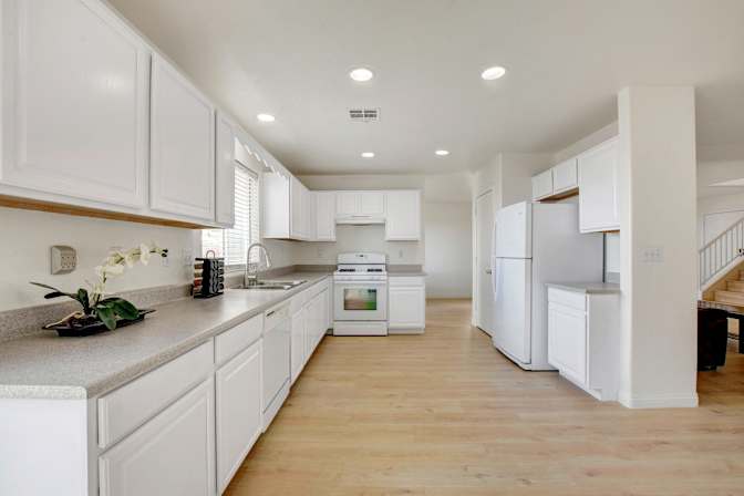 Summerlin Room for Rent (Furnished)'s room