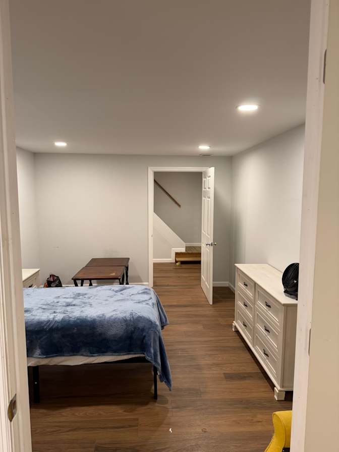 Kimberly M Lipari's room