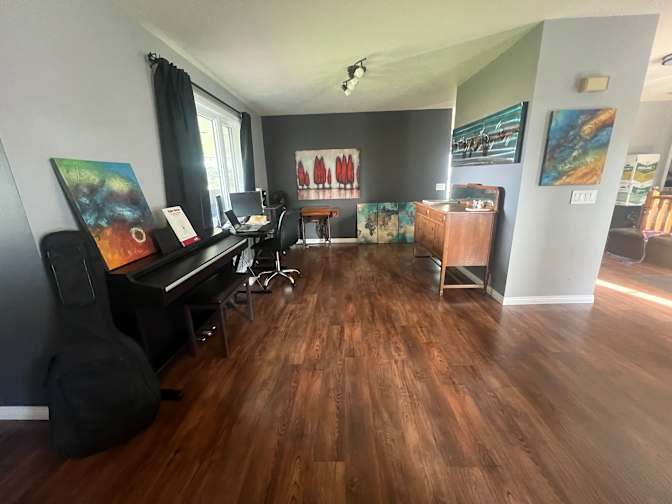 Niskah's room