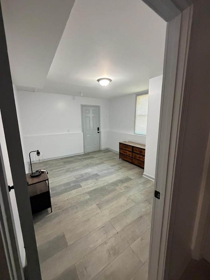 Alcove Rooms's room