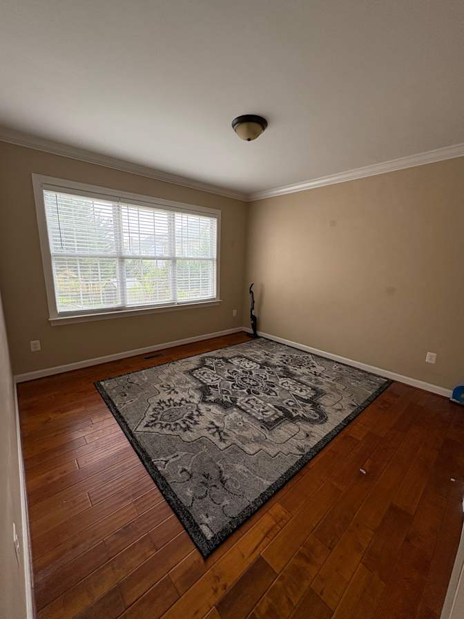 Royce's room