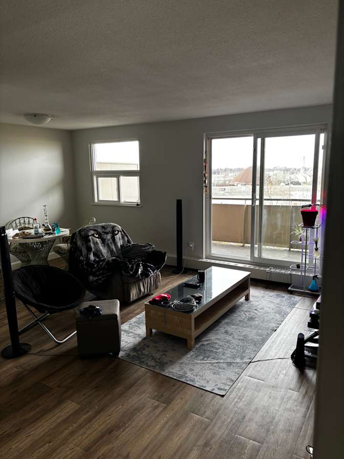 Lenny's room