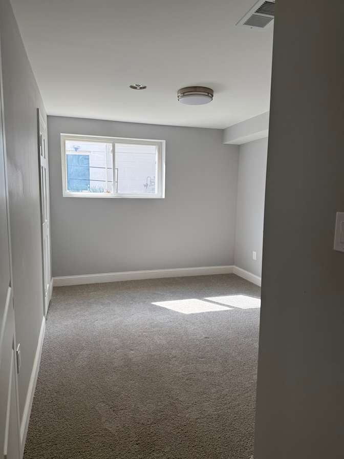 ROOMS IN NORTH BETHESDA MD.'s room