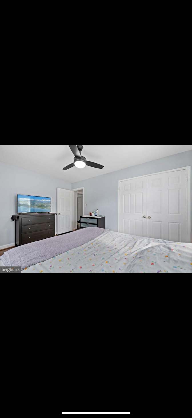 Dan's room
