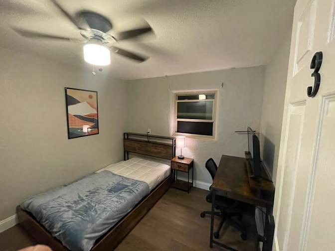PadSplit's room