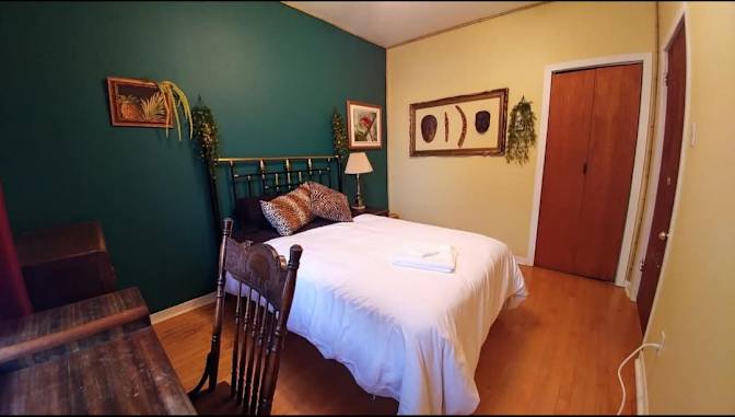 Nathalie's room