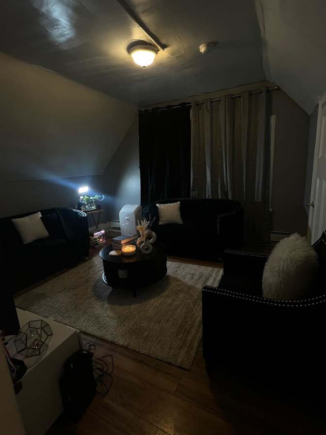 Yokaurys M's room