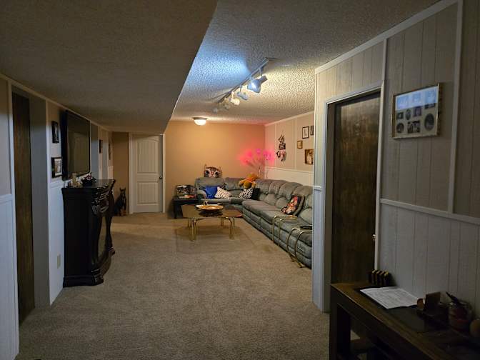 CHRISY's room