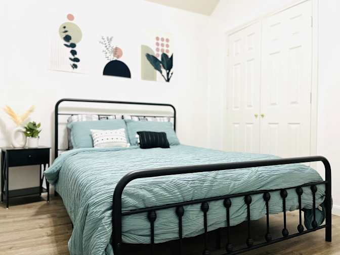 Vivian's room