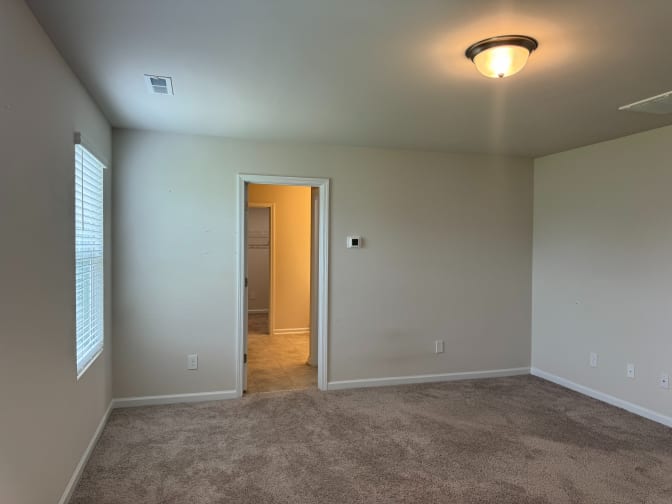 Alcove Rooms's room