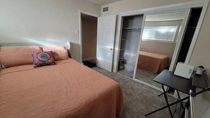 Linda's room