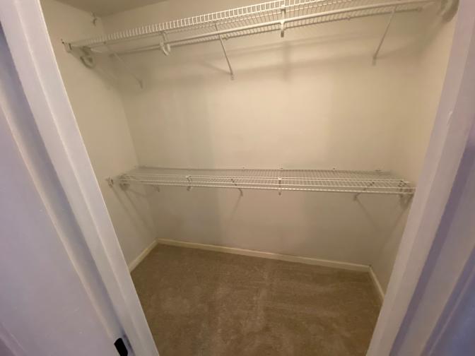 Alcove Rooms's room