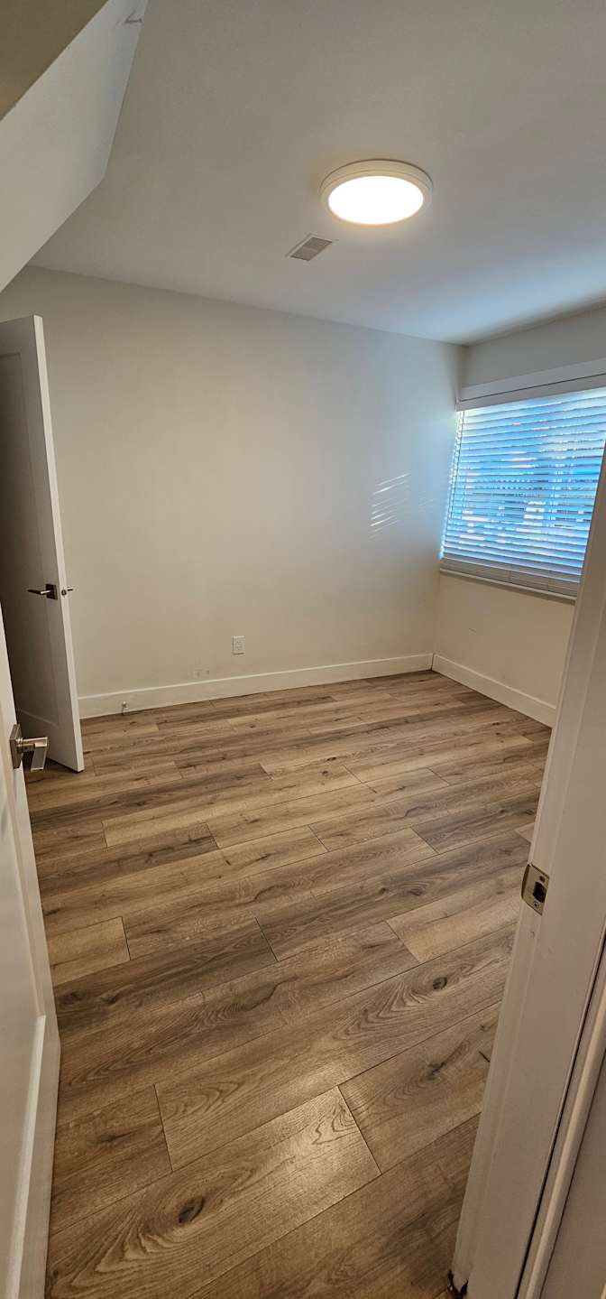 Surrey's room